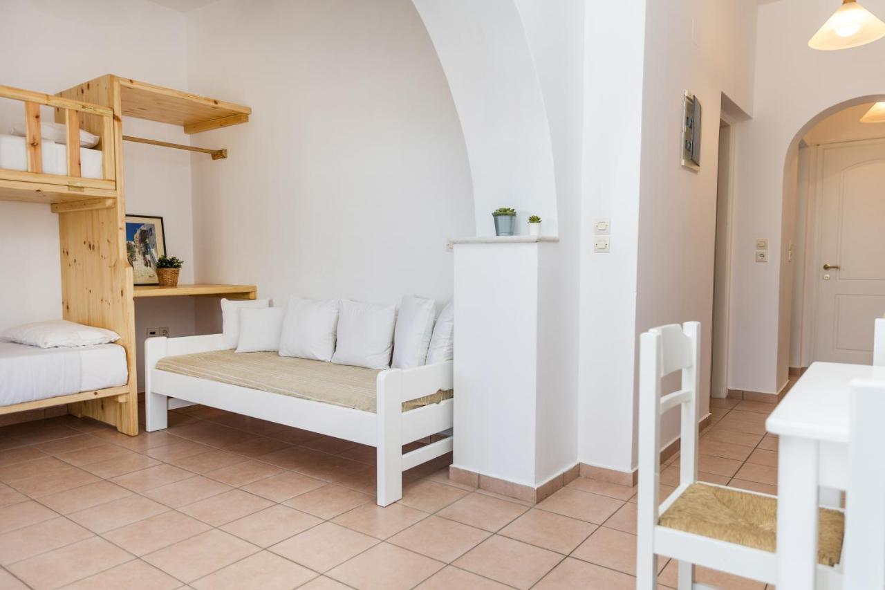 Aqua Naxos Apartments & Suites Agios Prokopios  Exteriör bild
