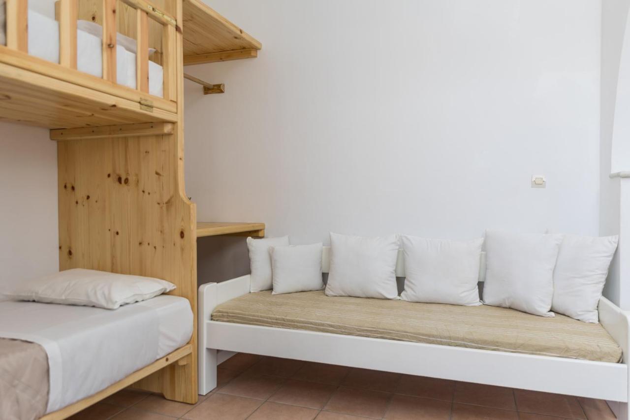 Aqua Naxos Apartments & Suites Agios Prokopios  Exteriör bild