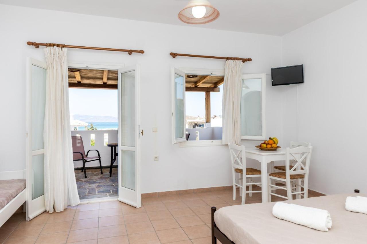 Aqua Naxos Apartments & Suites Agios Prokopios  Exteriör bild